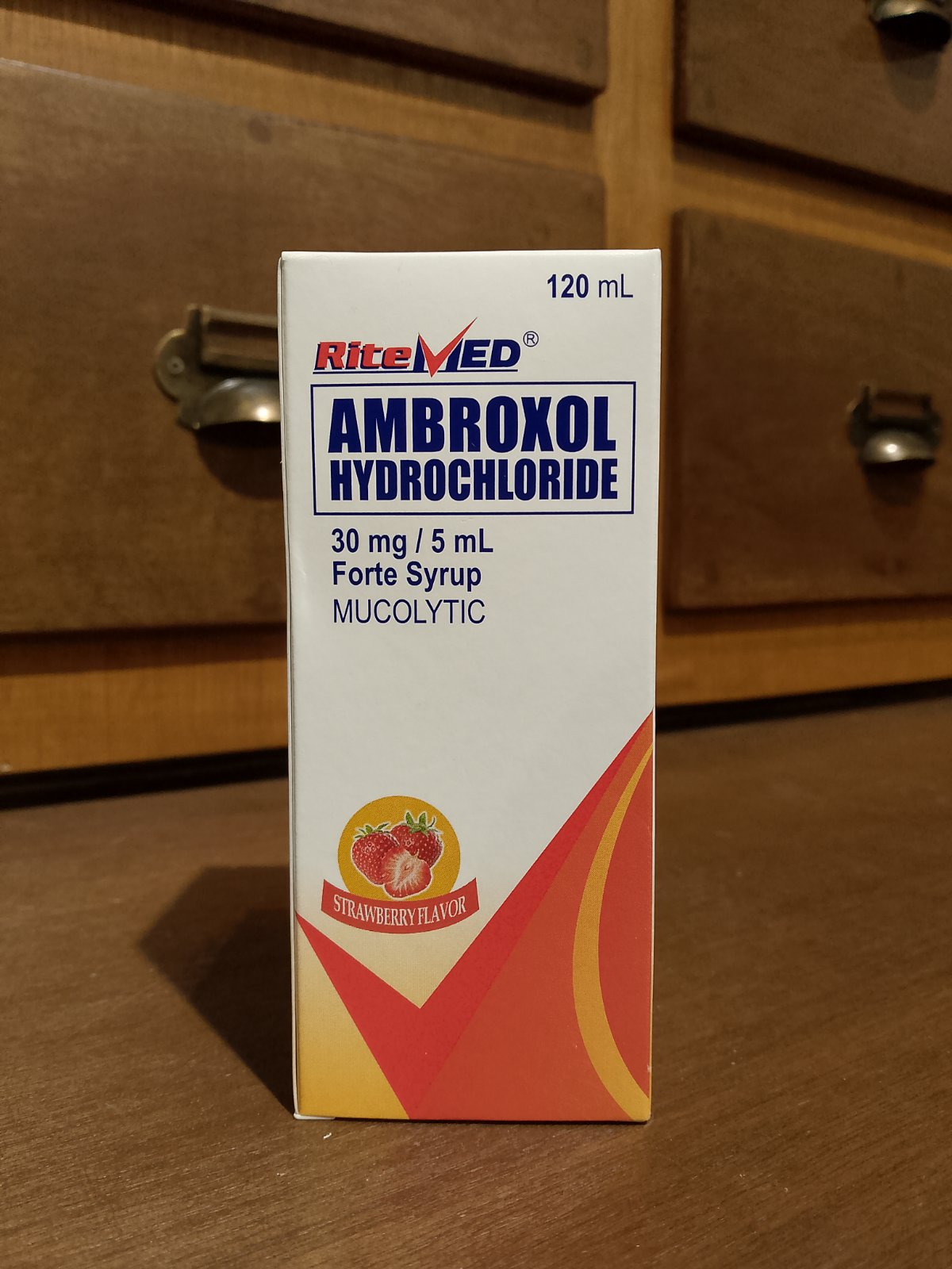 Ambroxol (Ritemed) 30mg/ 5ml, Syrup 120mL