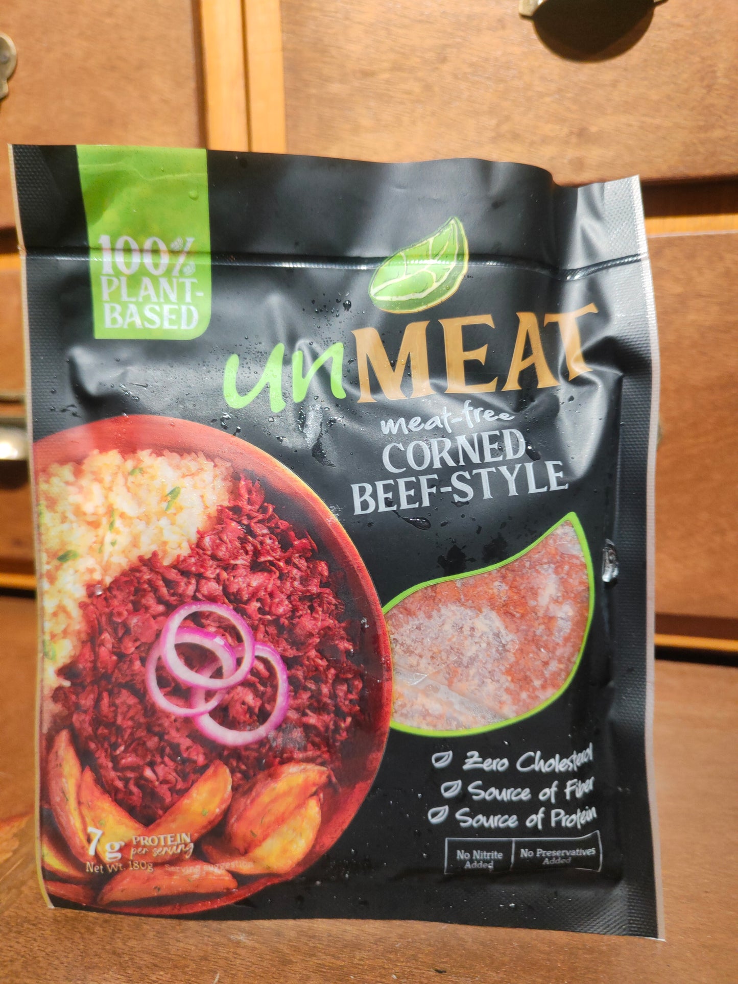 UNMEAT CORNED BEEF STYLE 180G