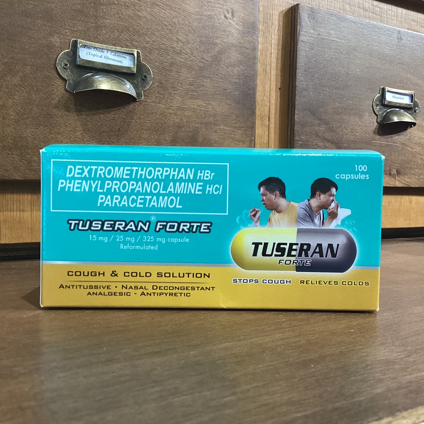 Dextromethorphan Hydrobromide + Phenylpropanolamine Hydrochloride + Paracetamol (Tuseran Forte) 15mg/25mg/325mg Capsule