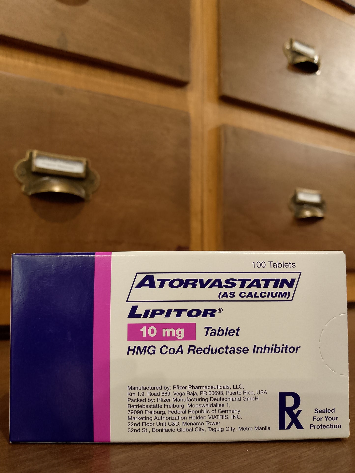 Atorvastatin Calcium (Lipitor) 10mg FC Tablet