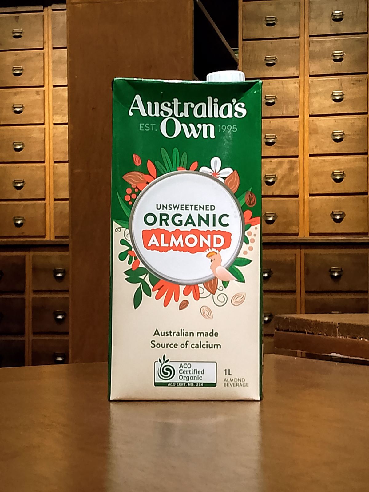 Australia's Own I Unsweetened Organic Almond (1 Liter)