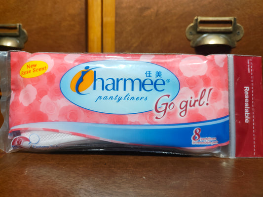 Charmee Go girl Pantyliner Rose Scent 8's