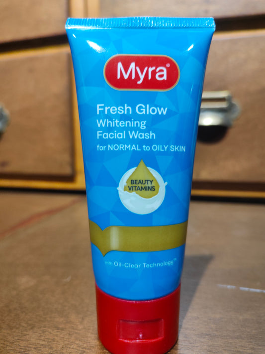 Myra Fresh Glow Whitening Facial Wash for Normal to Oily Skin