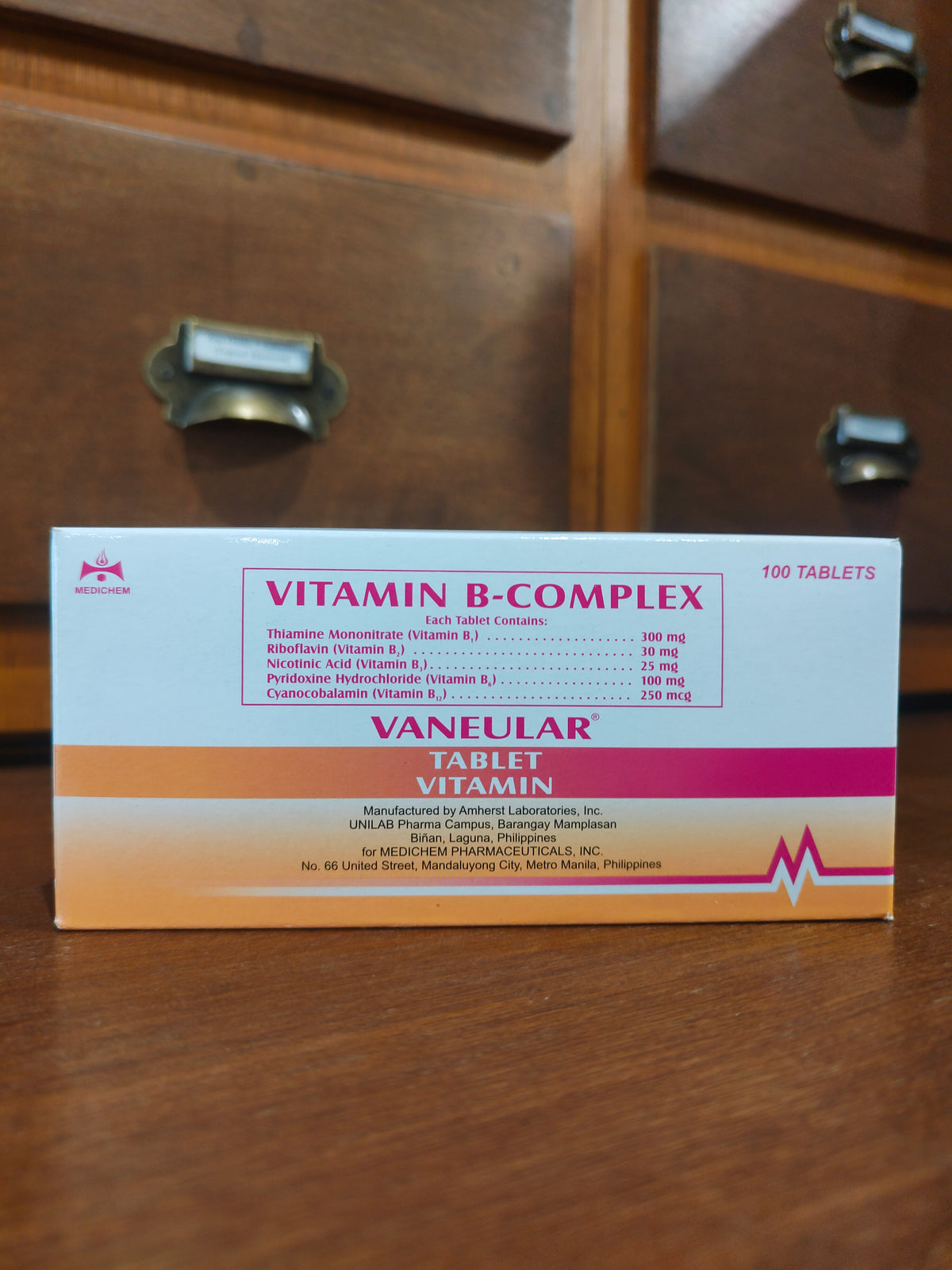 Vitamin B-Complex 300mg/ 30mg/ 25mg/ 100mg/ 250mcg Tablet (Vaneular ...