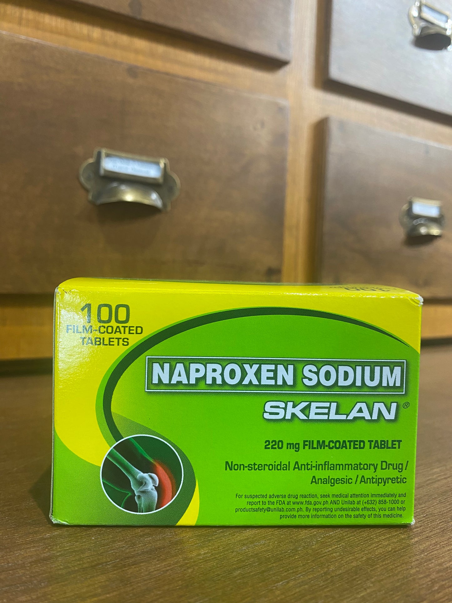 Naproxen Sodium Skelan 220mg Film-Coated Tablet