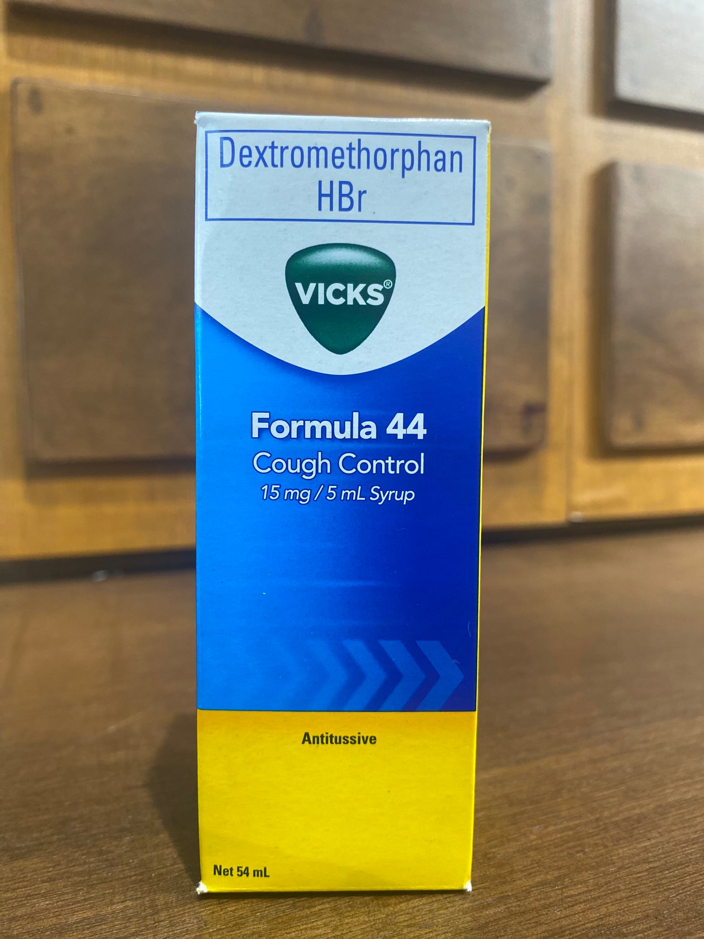 Dextromethorphan Hydrobromide (VICKS Formula 44), 15mg/5mL 54mL Syrup